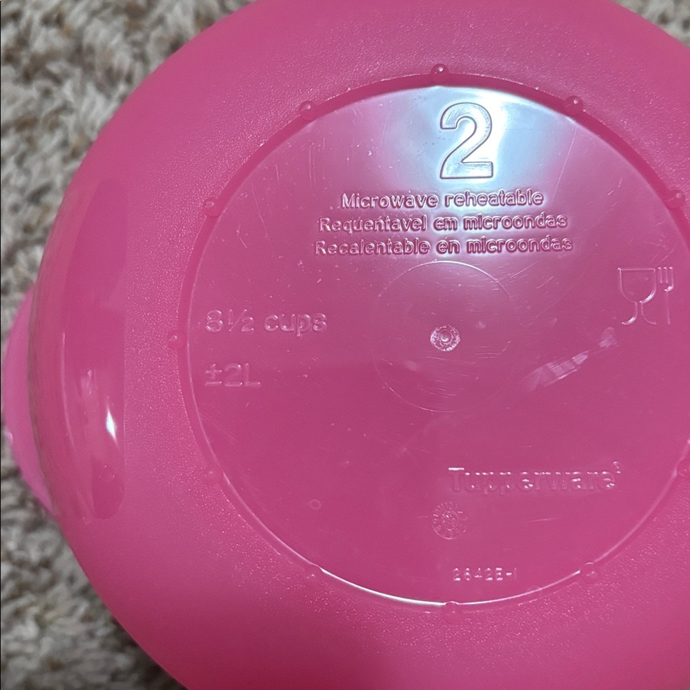 Tupperware Crystalwave 2L Bowl - Picture 3 of 5